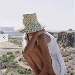 lack of color holiday bucket hat L/XL